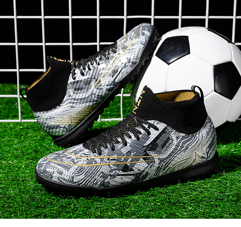 New high top men's soccer shoes broken nails men's sports shoes student training spikes game shoes_voghion.com