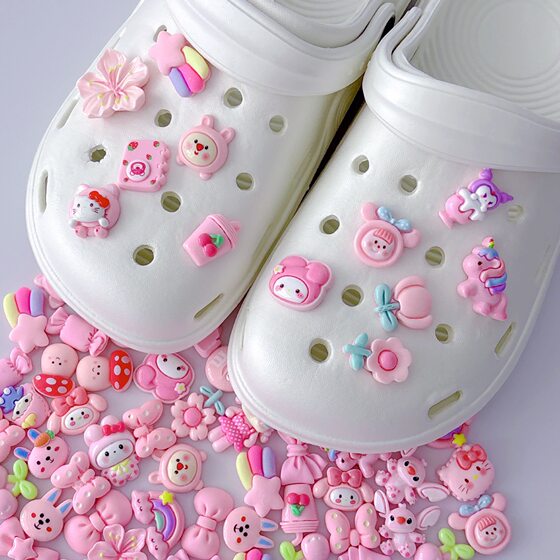 Hole Shoes Buckle Women's Summer DIY Hole Shoes Accessories Cute Three-Dimensional New Resin Cartoon Detachable Shoe Buckle