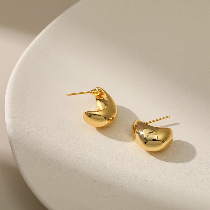 1 Pair Quantity 1 Pair Simple Style C Shape Plating Copper 18k Gold Plated Ear Studs