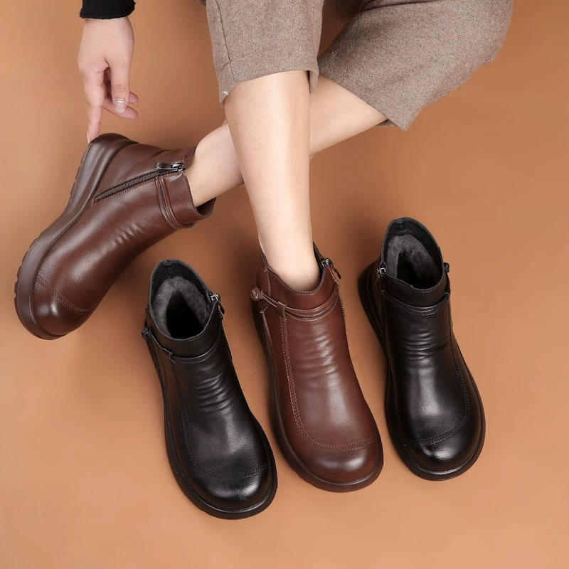 Кожаная мягкая подошва новая мама хлопчатобумажная обувь зимой плюс бархат теплая женщина среднего возраста короткие сапоги для пожилых людей противоскользящие женские сапоги