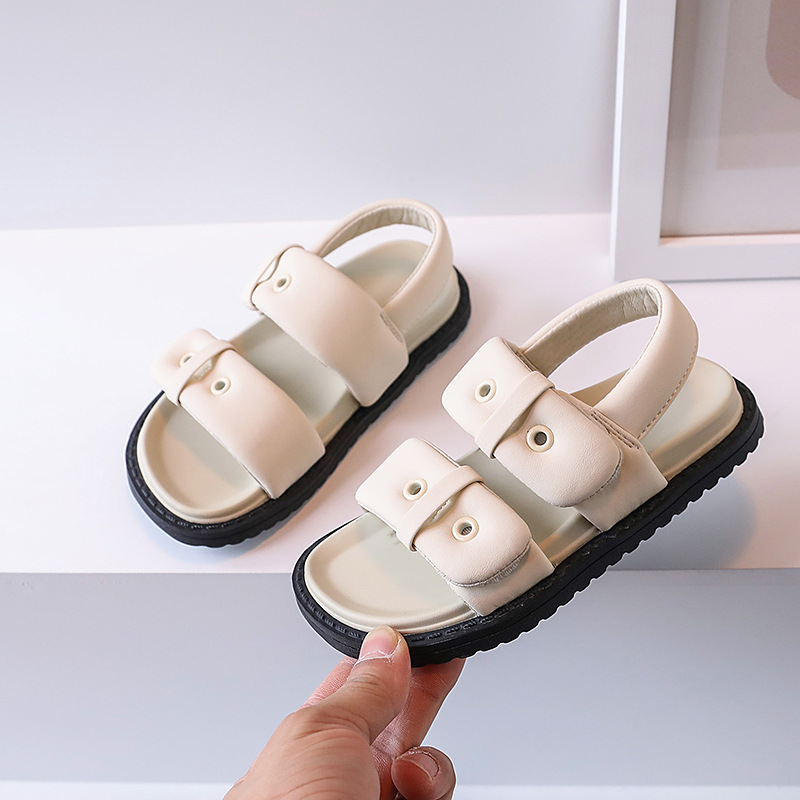 Fashionable sandals