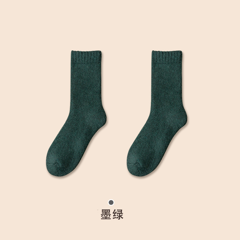 宝娜斯秋冬純色の巨大な厚いウールの靴下の女性の中筒の靴下の厚い保温の毛の靴下の冬のストッキングの卸売り