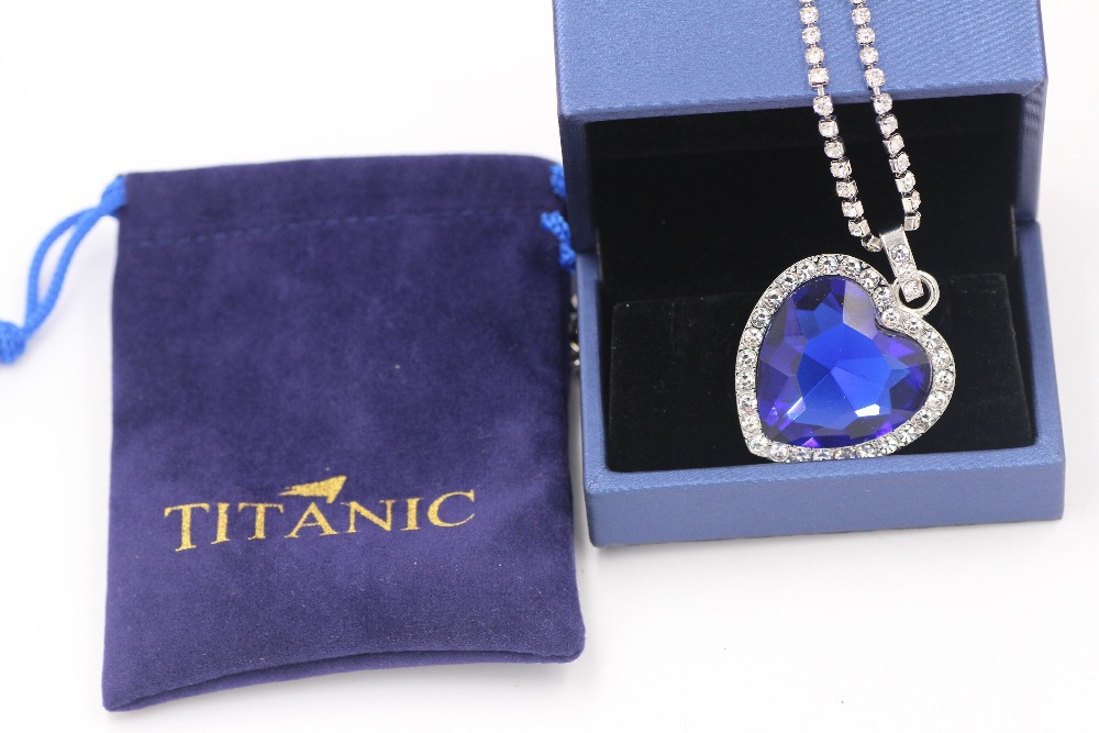 2023 New Ocean Heart Blue Collana da donna alla moda Titanic Ciondolo di fascia alta_voghion.com