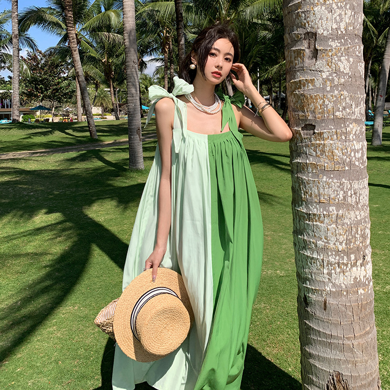 实拍绿色吊带连衣裙波西米亚海边度假沙滩裙女小众复古裙子夏长裙