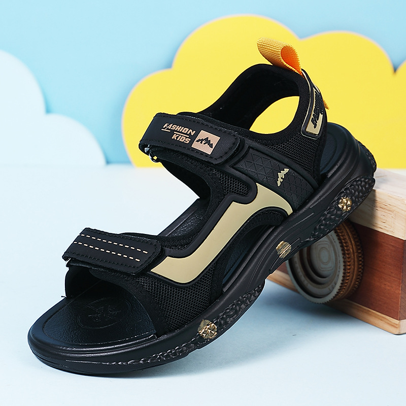 Sandalias para niños 2025 nuevos niños medianos y grandes zapatos de playa de suela suave antideslizantes para niños coreanos de verano sandalias para niños con punta abierta