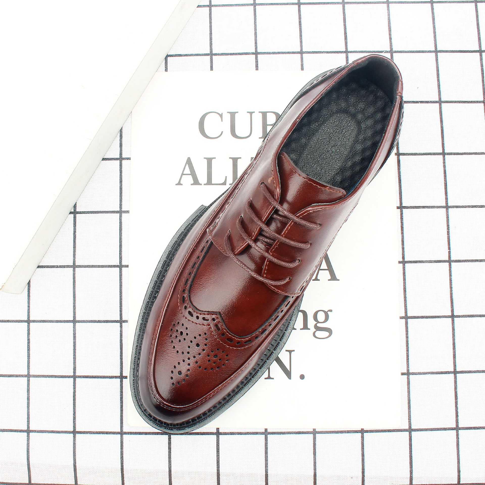 ����˵���Ь�������¿�����ƤЬ��ʿ��ͷ��ɫ�����Ь�п�3201