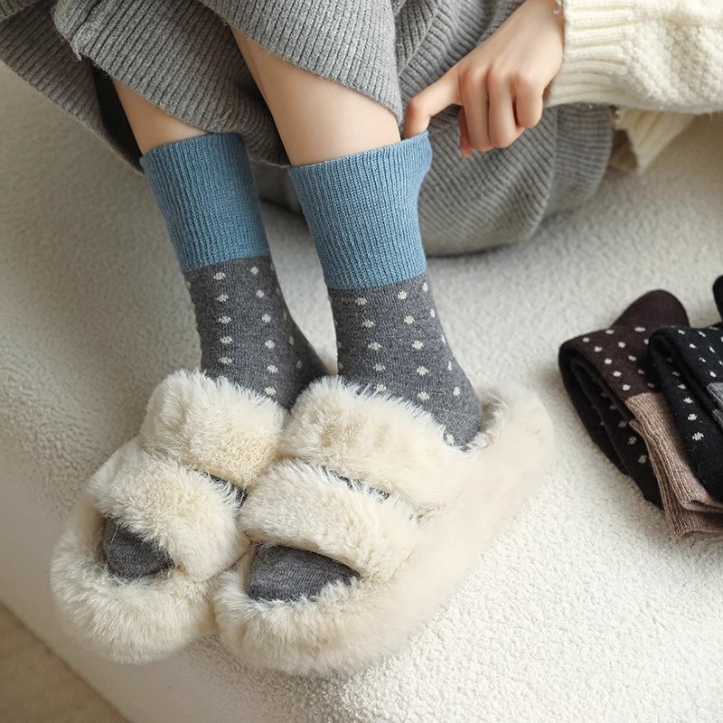 波點襪子女中筒襪秋冬中筒保暖復古甜美圓點拼接撞色女襪堆堆襪批