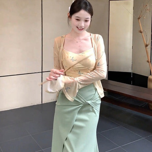 ���Ľ^��С���b��ʽ�黨�������_�����µ������İ���ȹ������