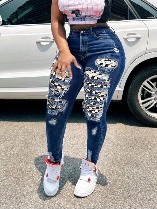 European and American New Style Women's Sexy Peach Butt Patch Button Placket Tight Casual Fashion Stretch Ripped Jeans