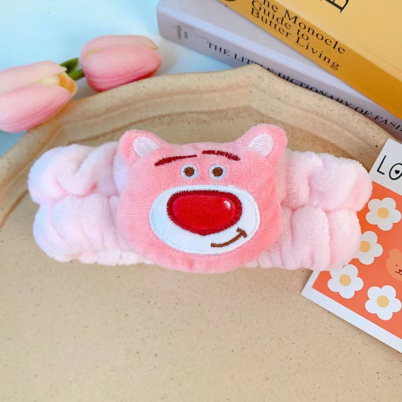 Internet celebridad de dibujos animados lindo correa de muñeca de felpa lavado de cara banda de pelo a prueba de humedad impermeable artefacto fresa oso chica sudor-cordón absorbente