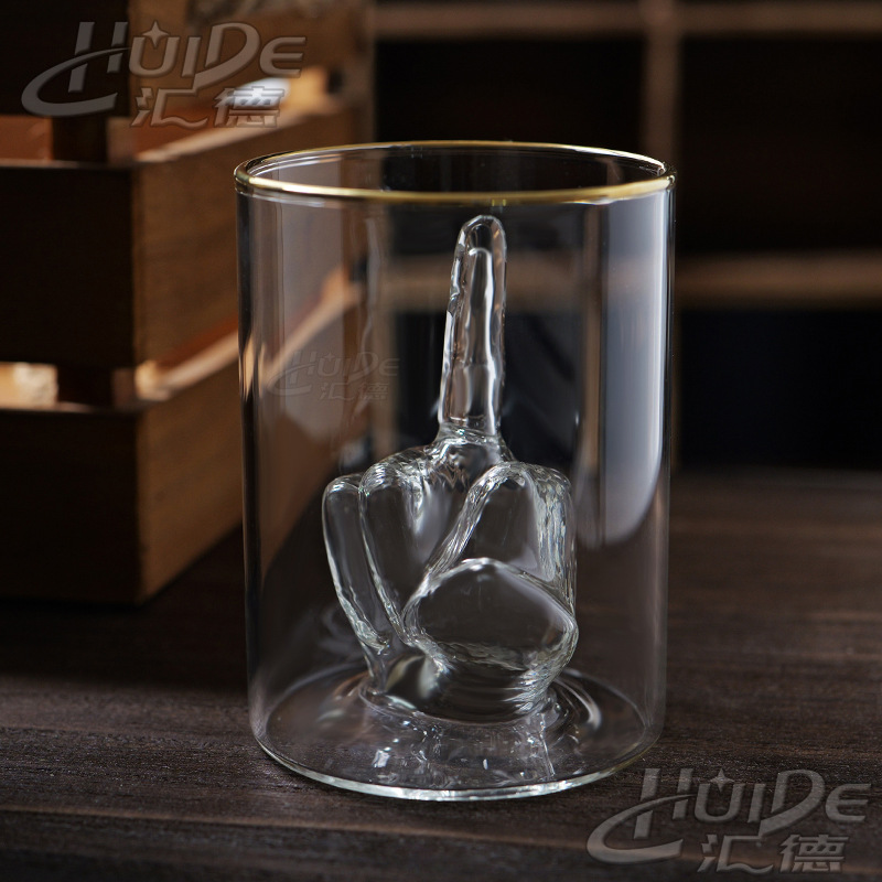 Nuevos productos transfronterizos creativos de dedo medio con forma de tazas de whisky tazas de whisky de alta silicona tazas de vino extranjeras creativas