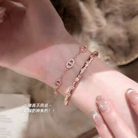 精致叠戴~玫瑰金猪鼻子镶钻手链女轻奢小众精致高级coco菱格手镯