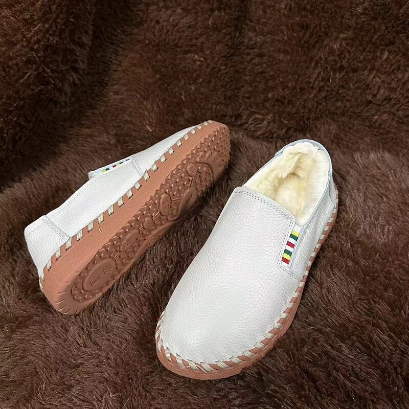 Autumn and Winter Genuine Leather Women's Shoes, Fur Integrated Mother's Shoes, Northeast Cotton Velvet Warm Soft-Soled Casual Loafers for Women, Comfortable