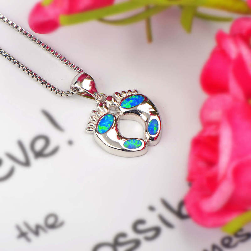 Necklace Women's Hot Jewelry New Blue Opal Small Feet Necklace Beach Footprint Pendant Sweater Chain Oper Necklace