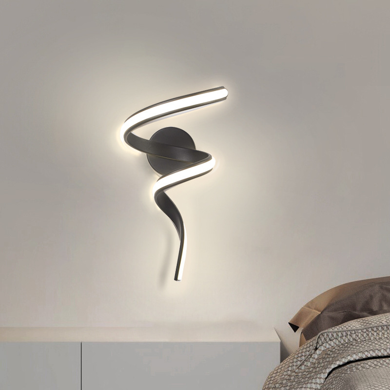 Dormitorio de aluminio lámpara de pared nórdica lámpara de poste pasillo de entrada lámpara de pared pasillo espiral cerrado cabezal de cama simple línea hotel