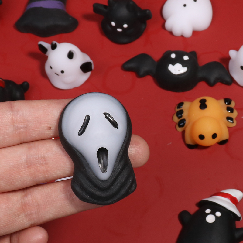 New Cute Ghost Halloween Decompression Squeezing Toy display picture 3