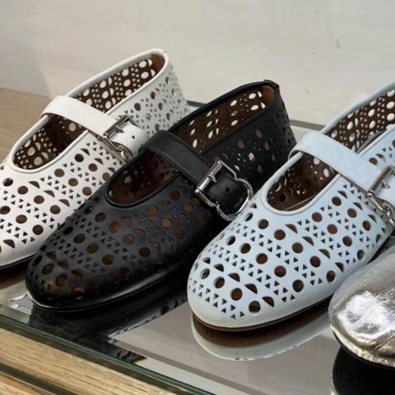 2025 New French Hollow Out Ballet Shoes Flat Bottom Buckle Shallow Mouth Mary Jane Shoes Women's Niche Design Shoes