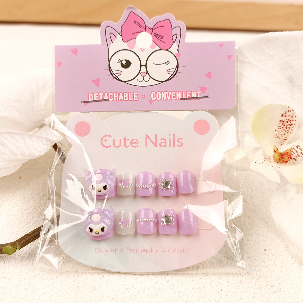Pegatinas de uñas de alta gama con forma de estrella de cinco puntas, piezas de uñas infantiles con diseño de Kuromi, 10 piezas de uñas para niños con pedrería.