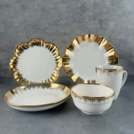 盘;碗;陶瓷餐具套装