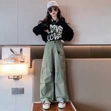 2024新款女童韩版时髦套装儿童春秋款洋气字母上衣工装裤两件套潮