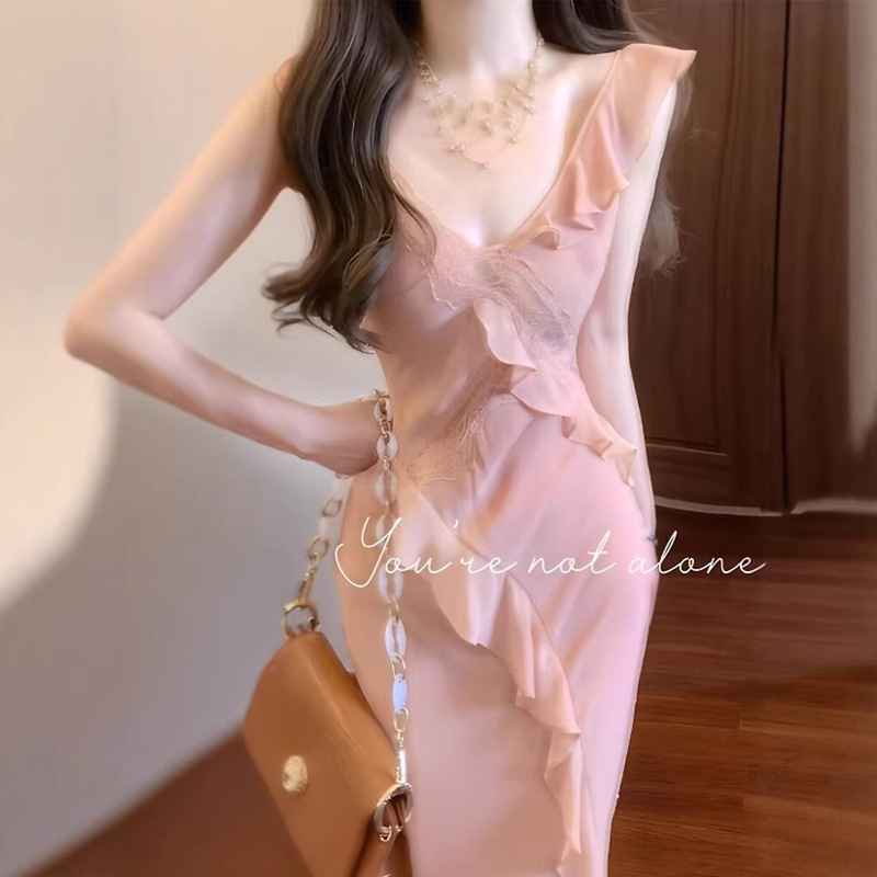 Pink Ruffled Lace Patchwork Suspender Dress for Women, New Summer Style, Wavy Edge Long Skirt, Slim Fit Fishtail Skirt