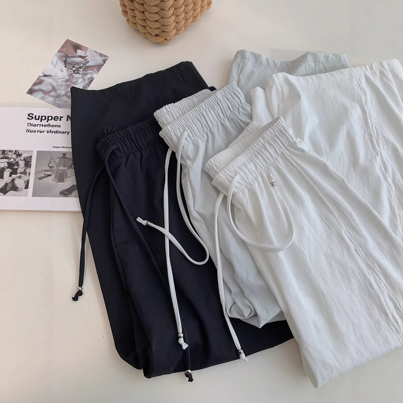 Minimalist Relaxed Style Lightweight Yamamoto Pants for Women, Spring and Summer Lazy Style, Solid Color Versatile Casual Mid-Line Cropped Curved Pants Minimalist Relaxed Style Lightweight Yamamoto Pants for Women, Spring and Summer Lazy Style, Solid Color Versatile Casual Mid-Line Cropped Curved Pants