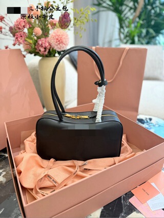 2025Miu New Long Handle Bowling Boston Pillow Bag Commuter Versatile Shoulder Handbag Trendy Women's Bag