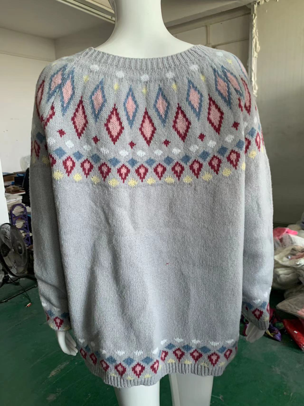 New Sweater Women Wish Hot Sale Round Neck Color Matching Loose Fashion Pullover Knitted Sweater 46 Undefined