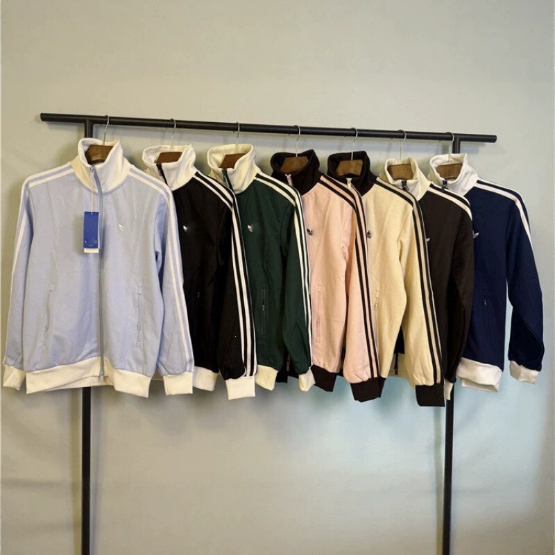 Spring and autumn cross-border foreign trade high-end version three-leaf embroidered cardigan jacket, unisex stand-up collar sweatshirt casual jacket Spring and autumn cross-border foreign trade high-end version three-leaf embroidered cardigan jacket, unisex stand-up collar sweatshirt casual jacket