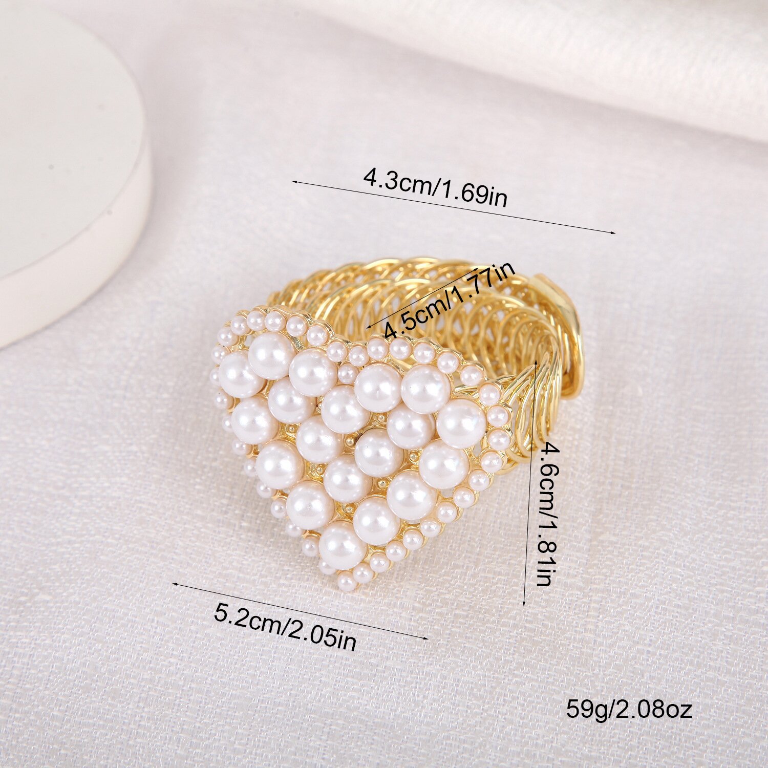 Abraçadeira de cortina com coração e pérolas elegante_voghion.com