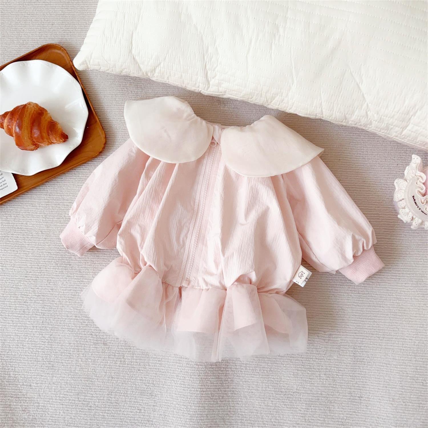 2025 primavera nuevo estilo versión coreana del bebé, estilo occidental, dulce bebé, chaqueta de solapa de manga larga, traje de jeans, marea