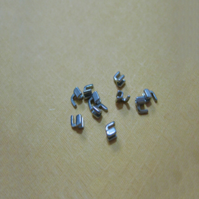 Gancho de tracción dental de ortodoncia gancho libre móvil anillo de parada hebilla paralelo hebilla de parada libre tubo de paladar cruzado gancho de doble signo de interrogación