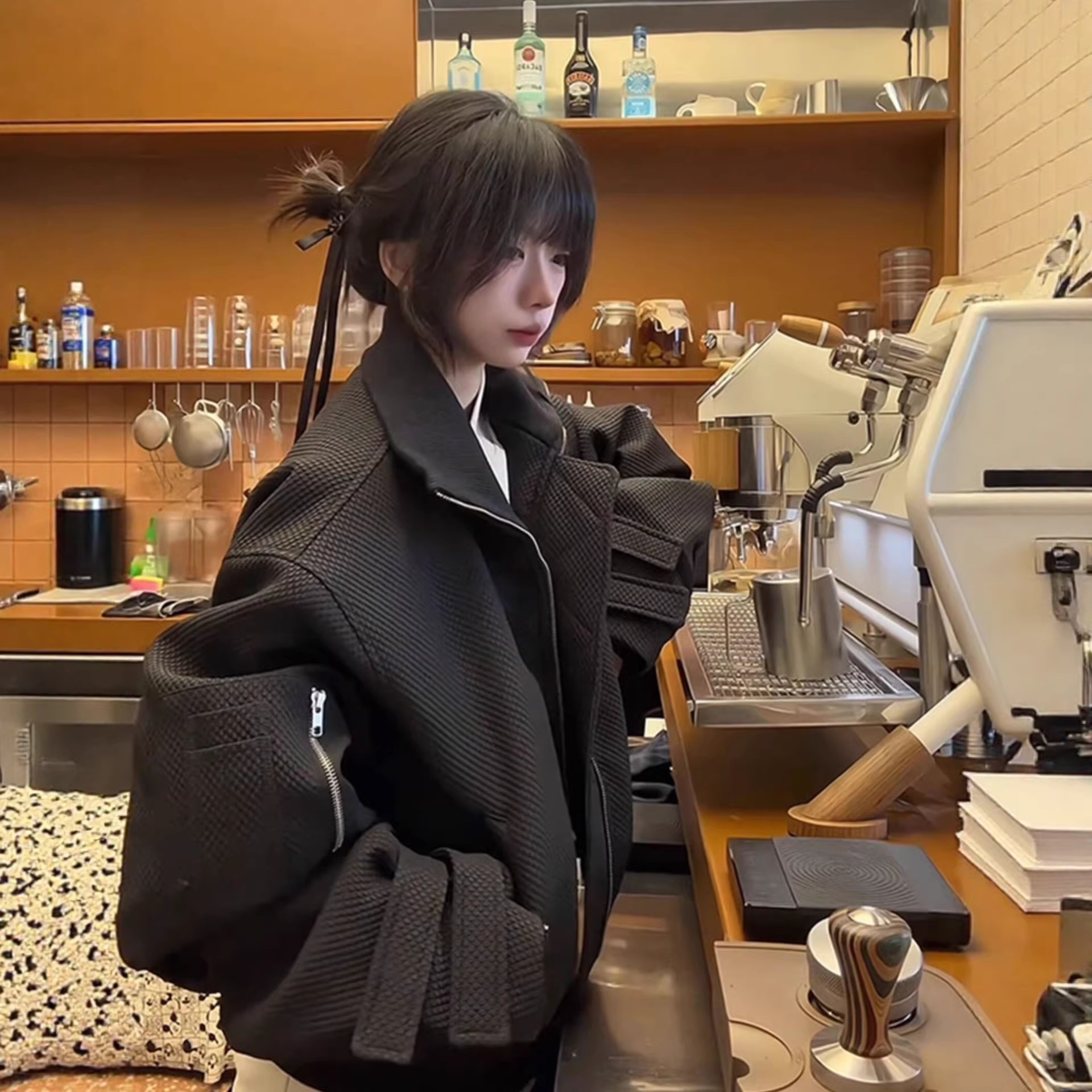 American retro style folded collar jacket for women, spring and autumn design, honeycomb workwear jacket, deconstructed short baseball jacket