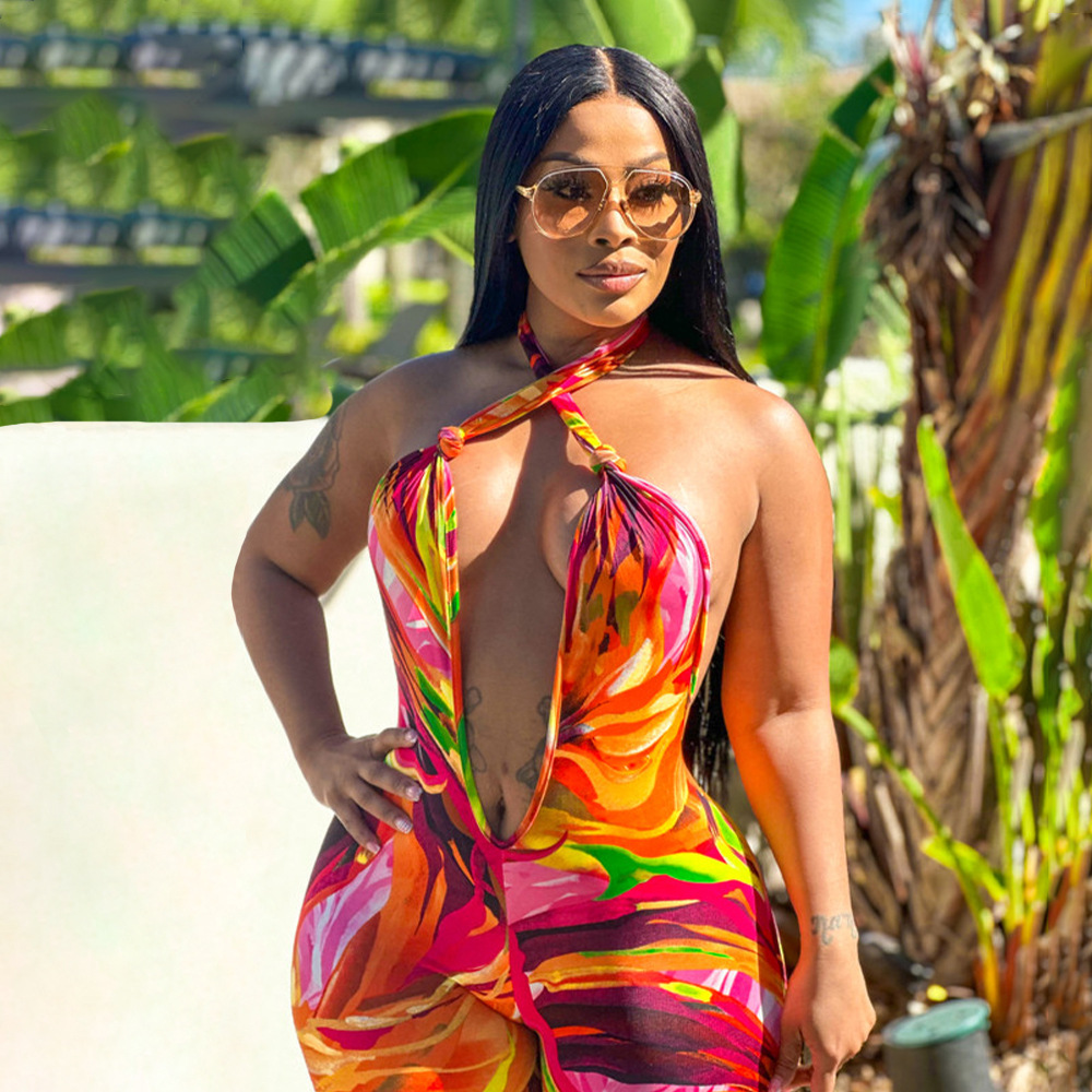 Women Wear Printed Cropped Halter Backless Jumpsuit 6 Women Wear Printed Cropped Halter Backless Jumpsuit