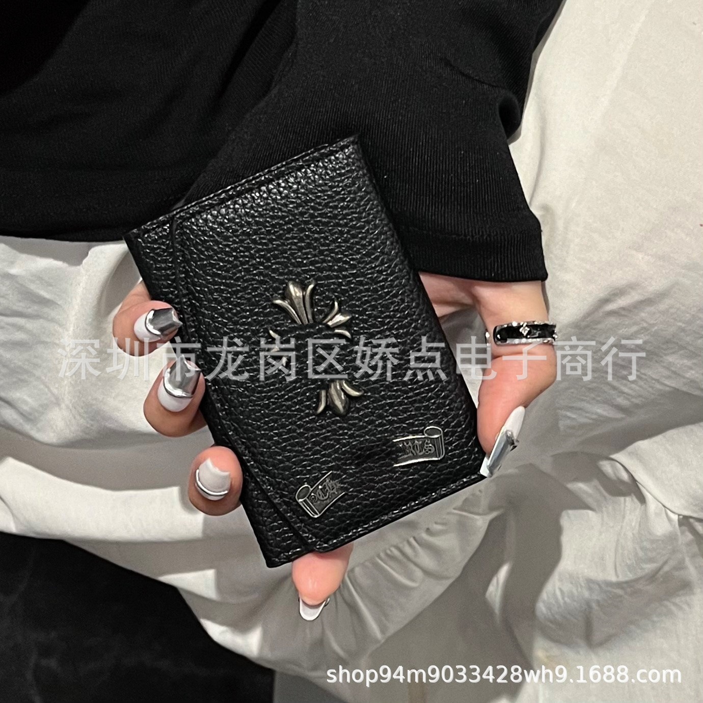 70% off 페블 크로스 수평 금속 스트립 카드 홀더