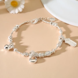 吊坠;项链;手链