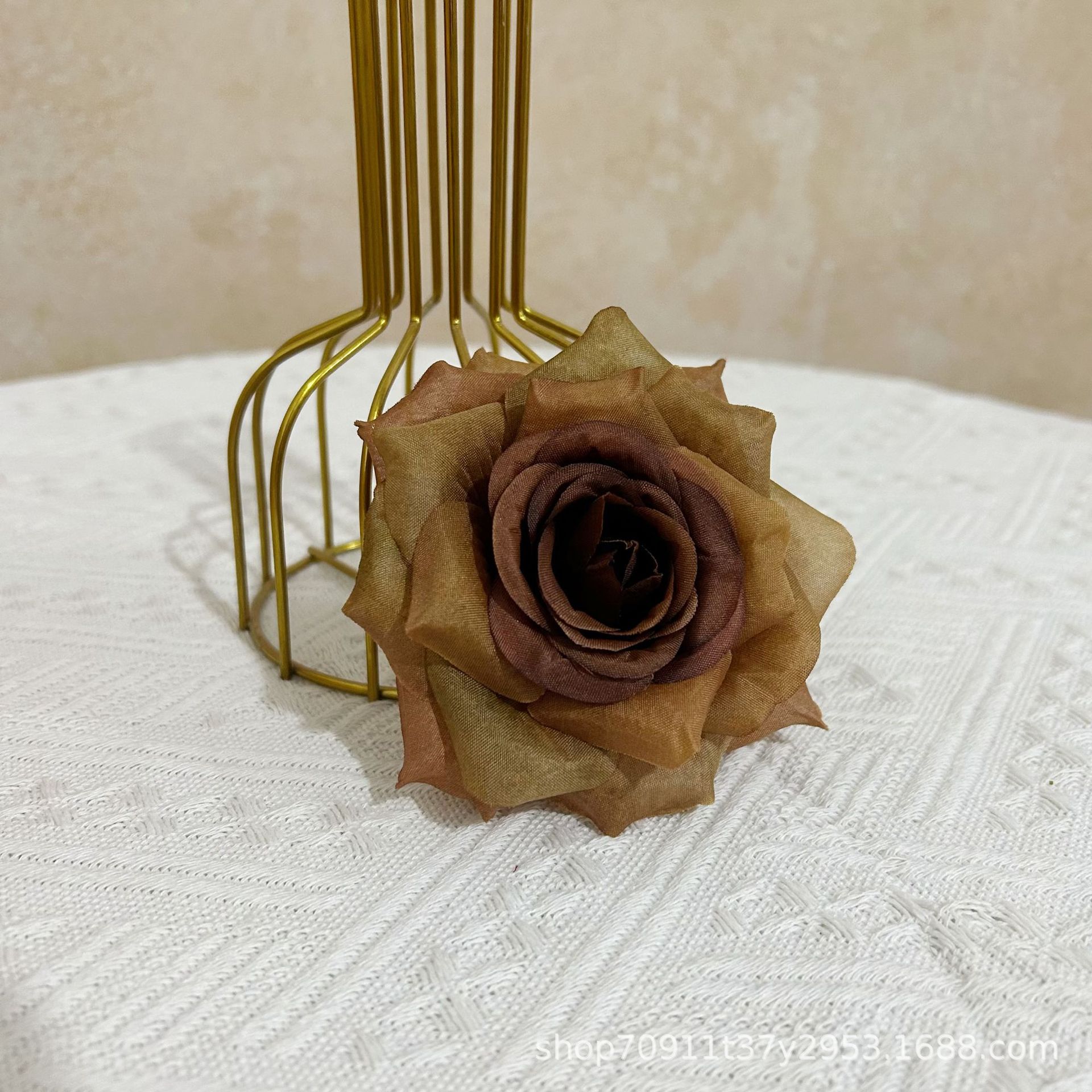 다이아몬드 로즈 헤드 블랙 커피 컬러