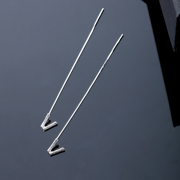 Shiai original s925 plata esterlina oído líneas inglés 26 letras cadena de la oreja moda todo-fósforo oído espárragos multi-color generación