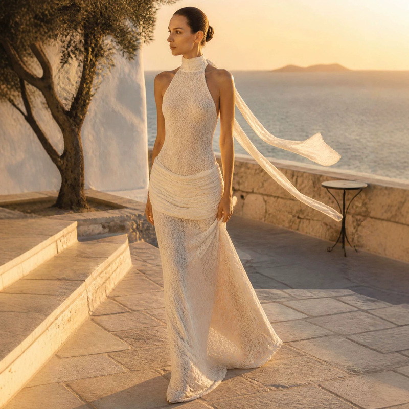 In Stock | High-End Halter Neck Evening Gown with Flowing Ribbons, Deep Backless Design, Slimming and Shaping, Pleated and Draped Mermaid Floor-Length Dress. In Stock | High-End Halter Neck Evening Gown with Flowing Ribbons, Deep Backless Design, Slimming and Shaping, Pleated and Draped Mermaid Floor-Length Dress.