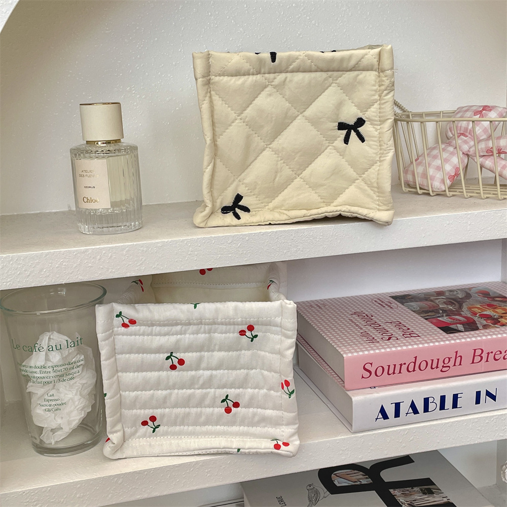 124g Weight Storage Basket Storage & Cleaning 1 Piece Quantity Polyester Material Cherry Pattern Cute Style Cute Cherry Polyester Storage Basket 17