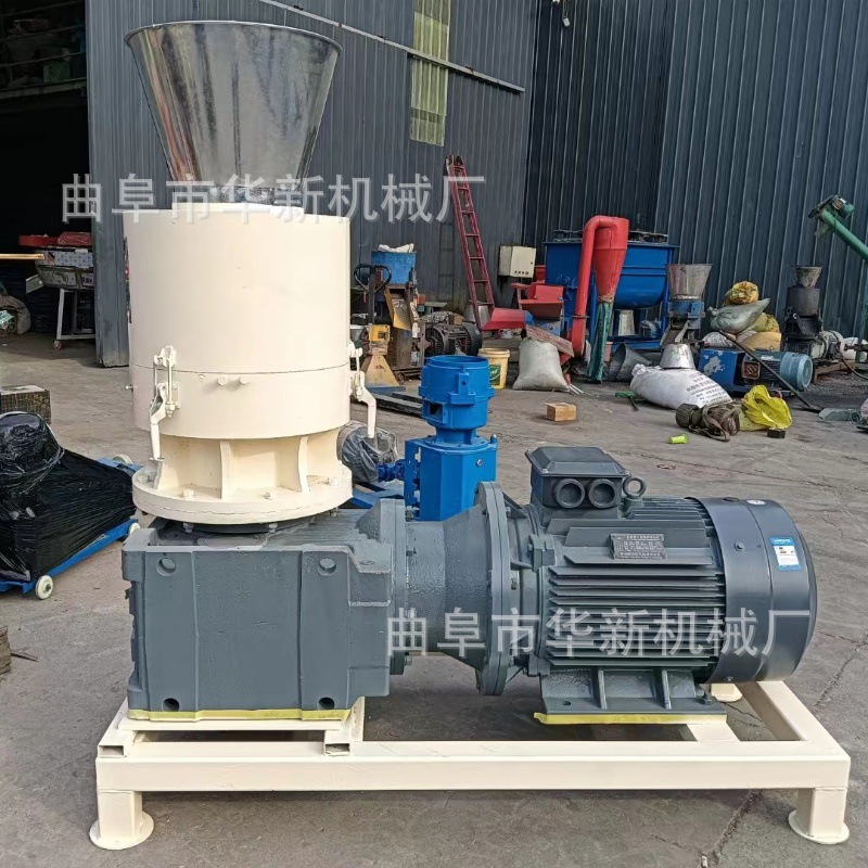 Material Granule Machinery Manufacturer Sawdust Complete Set of Production Line Rice Husk Flat Mold Raw Material Granule Machine