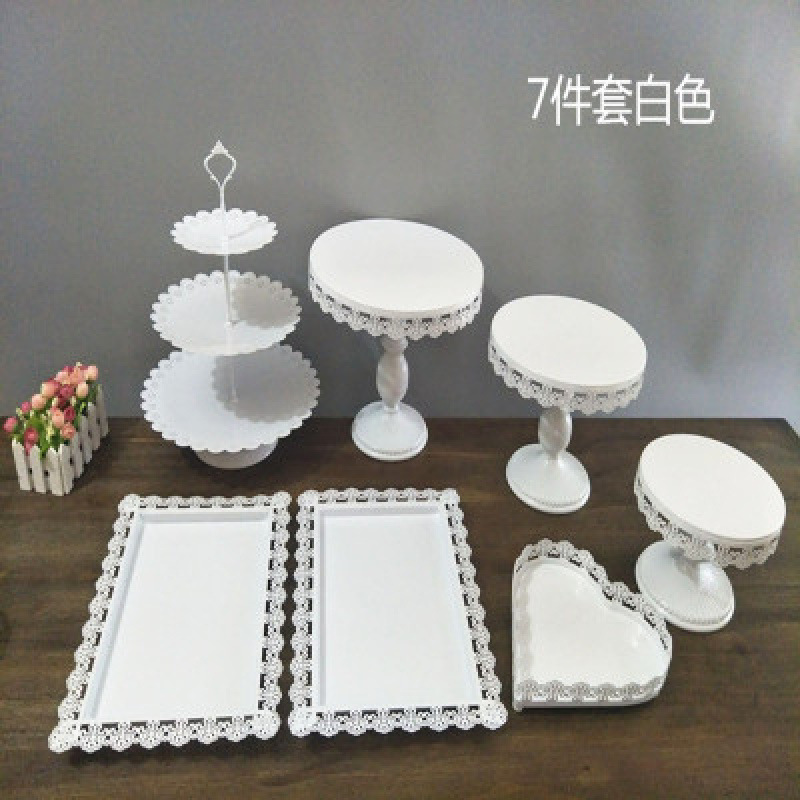 Postre de boda de oro Adornos de mesa Soporte de pastel de estilo europeo Accesorios de boda Bandeja de pastel de encaje Soporte de punto de hierro 12 piezas