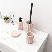 25ֵԡ֬ԡƵװҺƿڱͰˢ