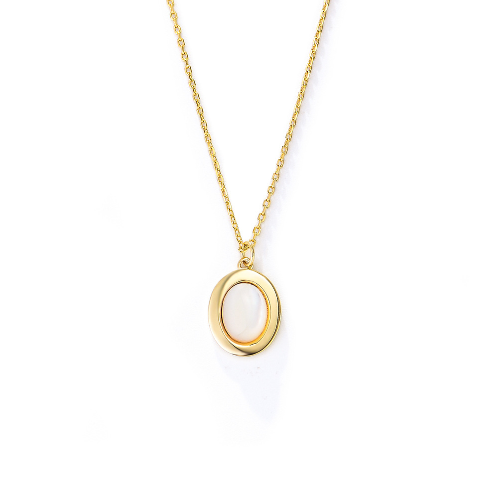 Collar de plata esterlina colgante de concha blanca natural ovalada retro europeo y americano, collar de moda de temperamento femenino simple