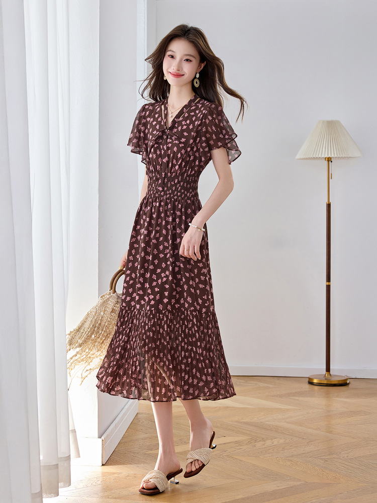 Đầm maxi nữ họa tiết hoa nhí thắt eo dáng chữ A dài quá gối — màu đen, màu hồng