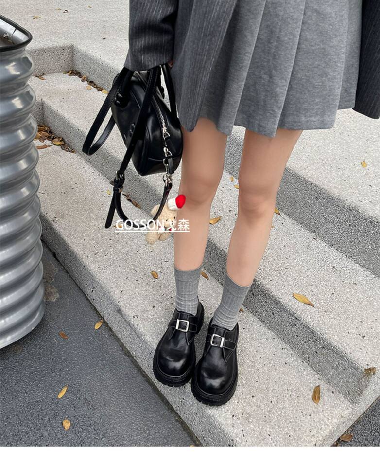 Giày lười nữ da lộn cổ điển đế dày gót vừa mũi tròn phối khóa nhỏ — màu đen chi tiết 22