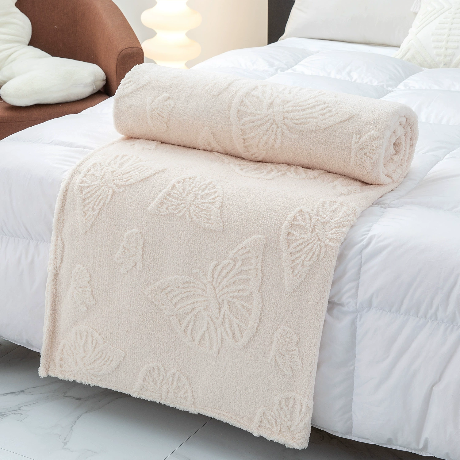 Плюшевое одеяло Velvet Throw Blanket, однослойная тисненая бабочка, размеры 70×100–200×230 см