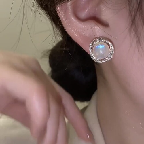 Micro-inlaid zircon Mermaid earrings S925 silver needle mermaid beads three-dimensional rotating temperament earrings lady's light luxury style