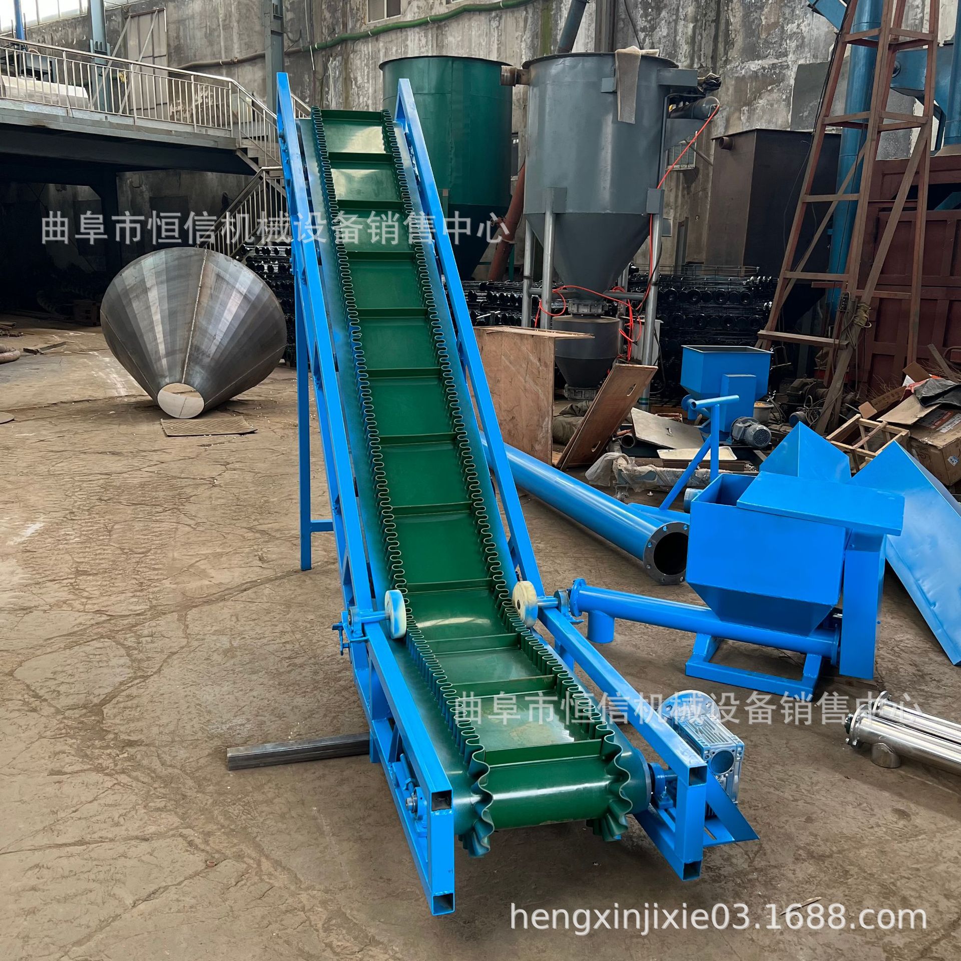 猫砂饲料大倾角pvc皮带输送机zcjb 肥料颗粒爬坡皮带输送机 直供