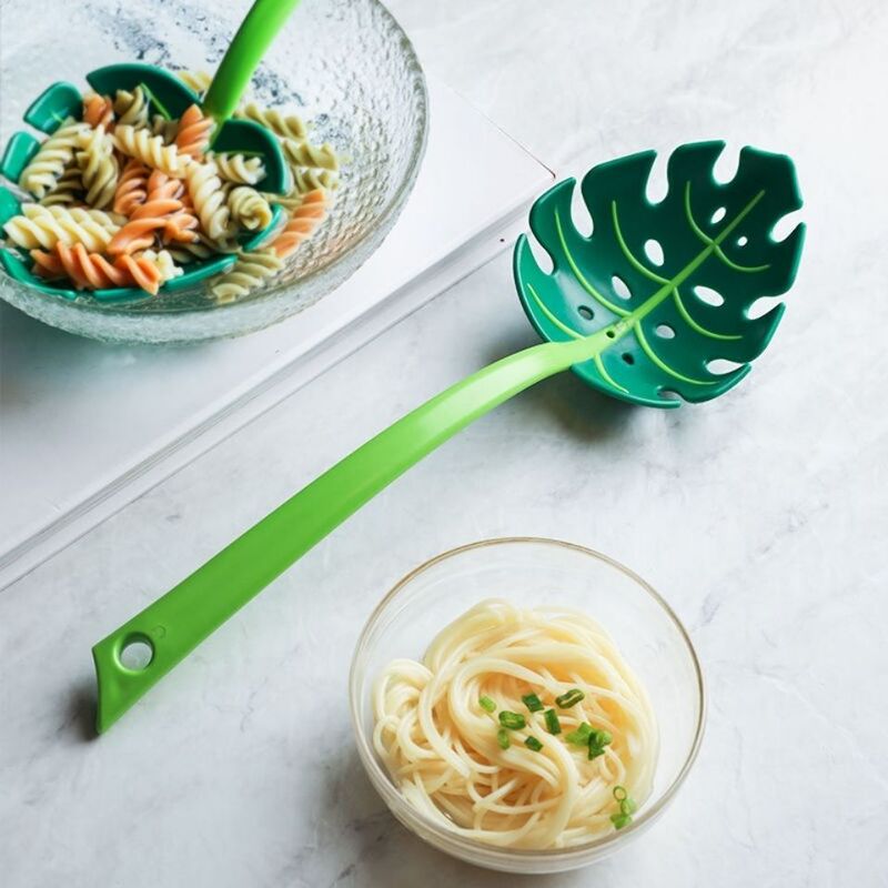 Creative Green Leaf-Shaped Noodle Skimmer for Home Use, Large Long-Handled Dumpling Scooper, Odor-Free Kitchen Spoon for Hot Pot Creative Green Leaf-Shaped Noodle Skimmer for Home Use, Large Long-Handled Dumpling Scooper, Odor-Free Kitchen Spoon for Hot Pot